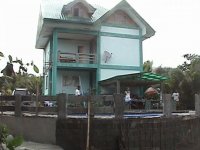 24093_1310132516971_3779650_n.jpg